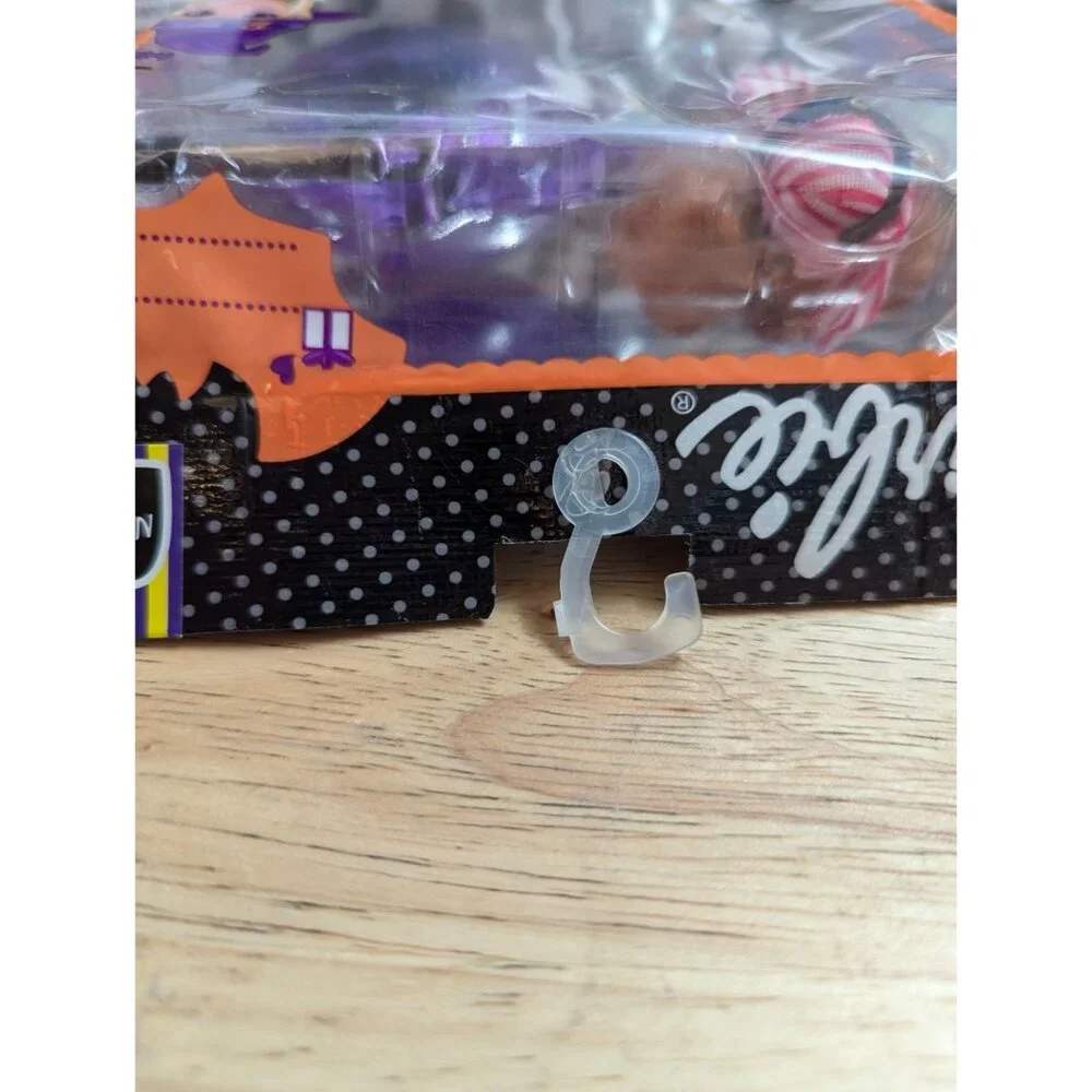 Barbie Mini B. Halloween Pirate and ghost‎ cat clip keychain purple NOS SEALED